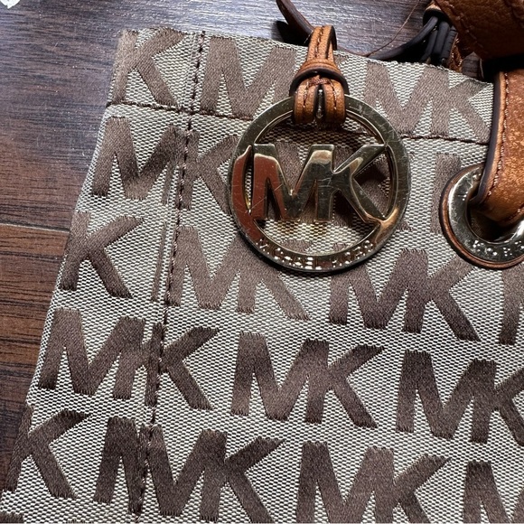 Michael Kors Canvas Jacquard Monogram Tote Bag - Picture 6 of 6